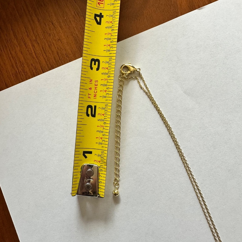 Like New Uncommon James Fighter Necklace (Gold) - Picture 7 of 7